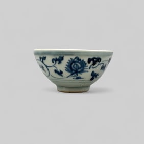 Porcelain Bowl with Underglaze Blue, Ming
