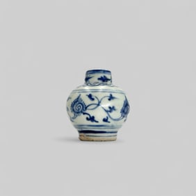 Porcelain Jar in Underglaze Blue, Ming