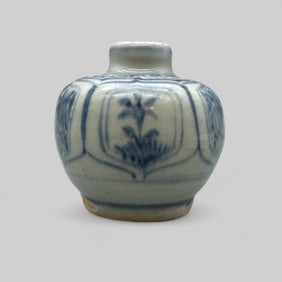 Porcelain Jar in Underglaze Blue, Ming