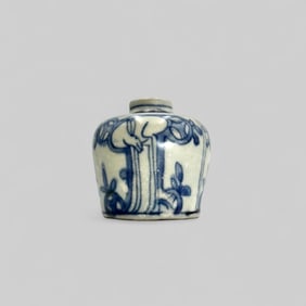 Porcelain Jar in Underglaze Blue, Ming