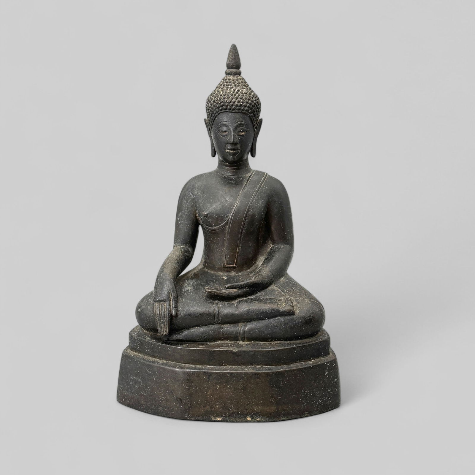 17th/18th Century Nepalese Bronze Buddha (1 of 6)