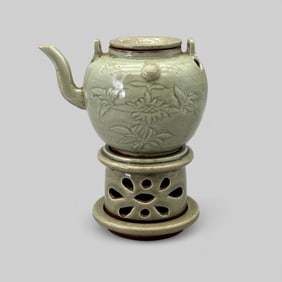 Longquan Celadon Teapot and Burner
