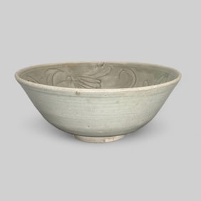Longquan Celadon Incised Bowl