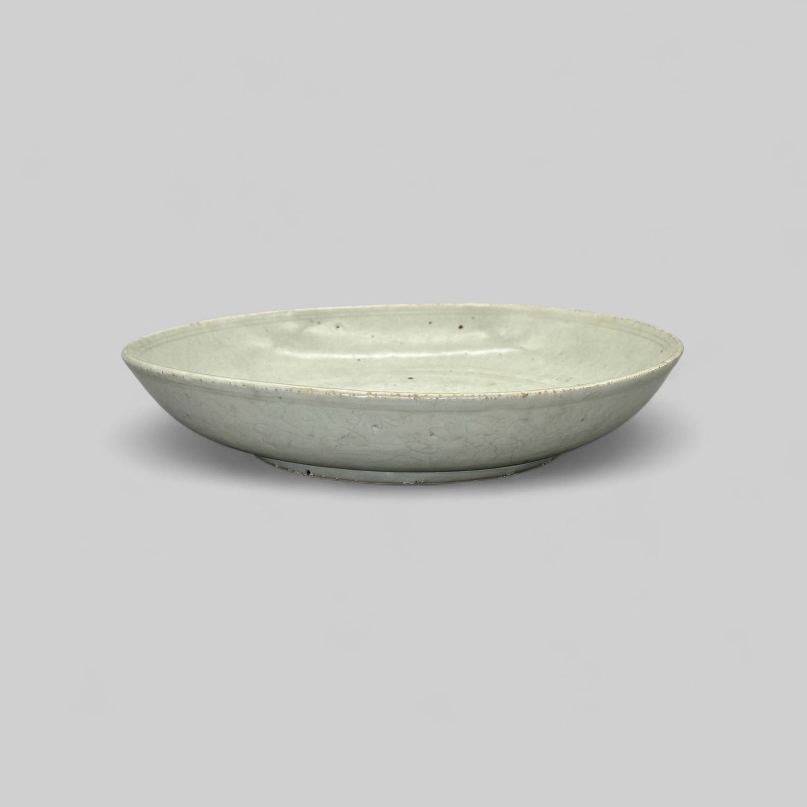 QInbai Ware Celadon Incised Charger