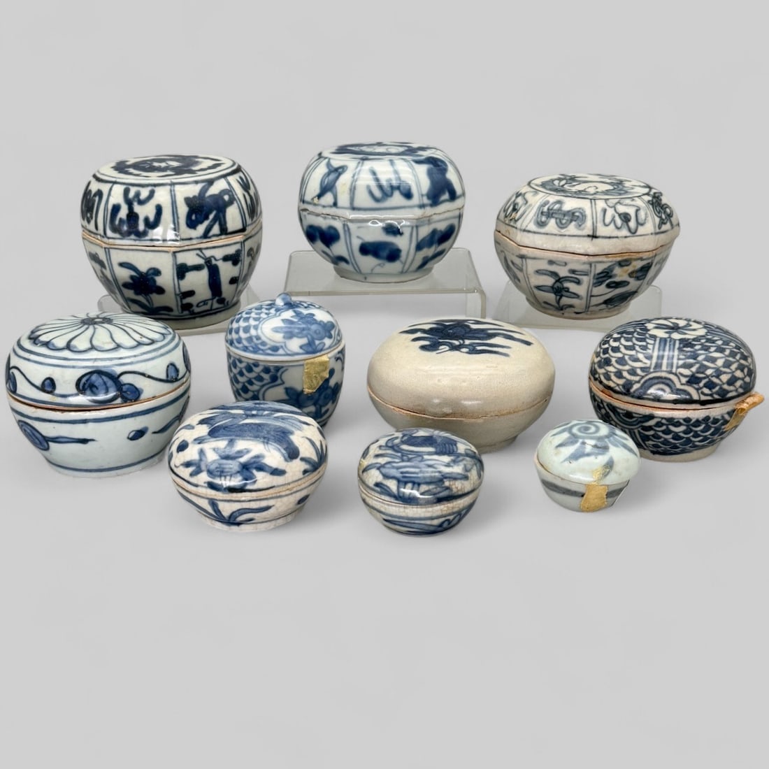 Group of Ming Blue and White Porcelain (1 of 8)