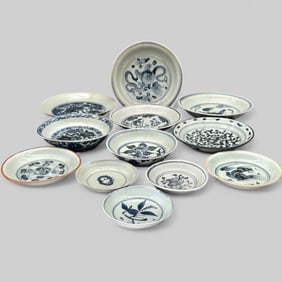 12 Ming Blue and White Decorated Plates