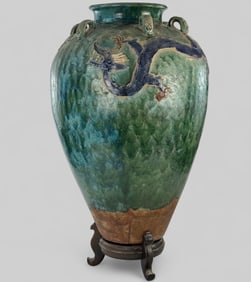 Massive Dragon Decorated Chinese Jar