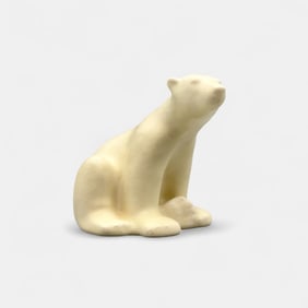 Rookwood Polar Bear paperweight