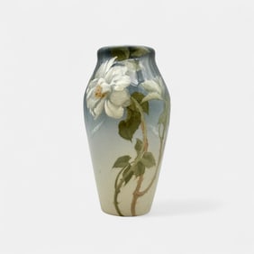 Rookwood Iris glaze vase, Daisies, Rothenbusch