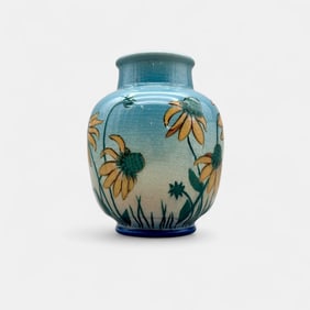 Rookkwood Decorated Porcelain vase, daisies, Ley, 1945.