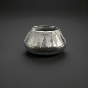 Maria Martinez, San Ildenfonso black on black with chevrons.