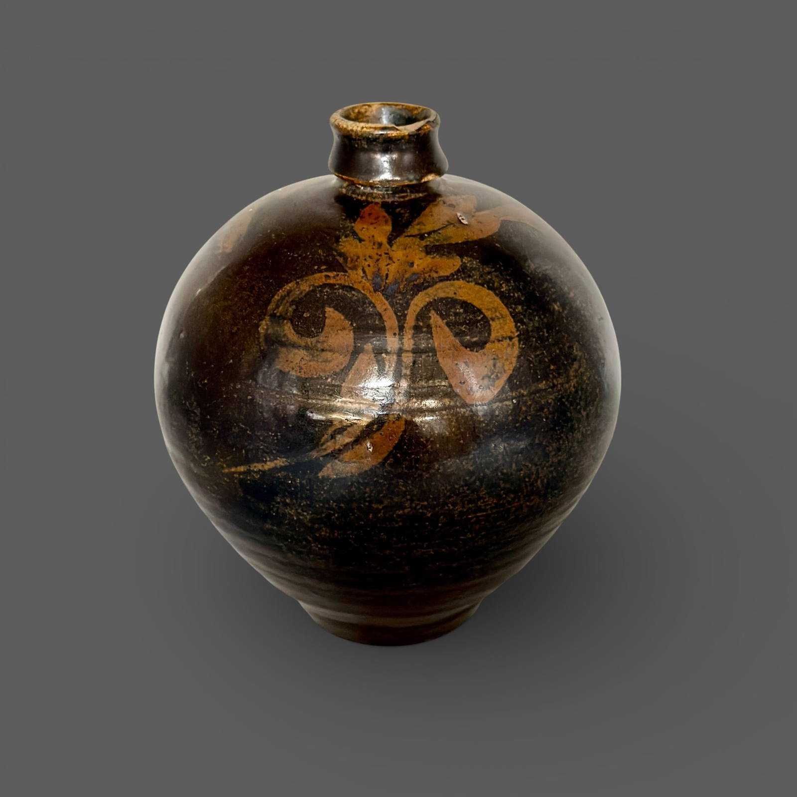 Cizhou-Type Russet Painted Brown Ground Ovoid Jar