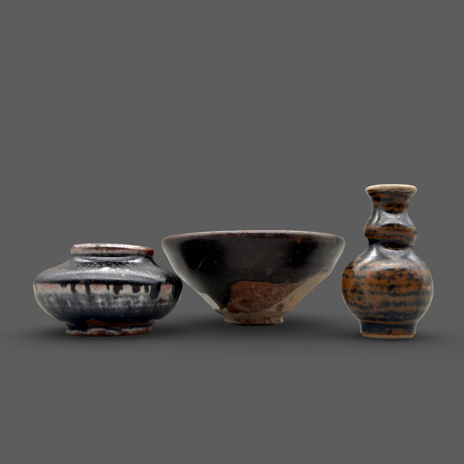 Three Cizhou Ware Small Vessels (1 of 10)