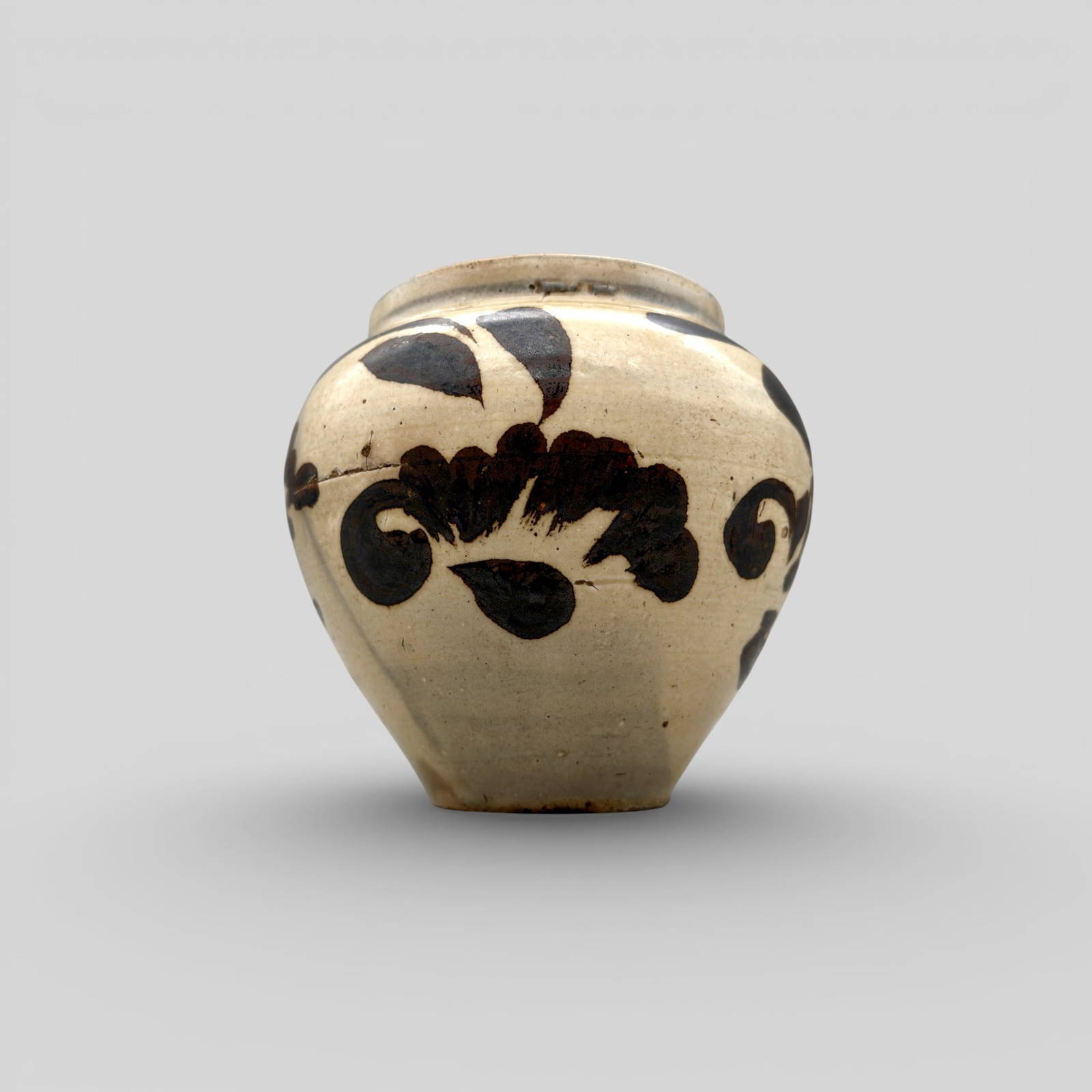 A Cizhou Painted / Decorated Vase