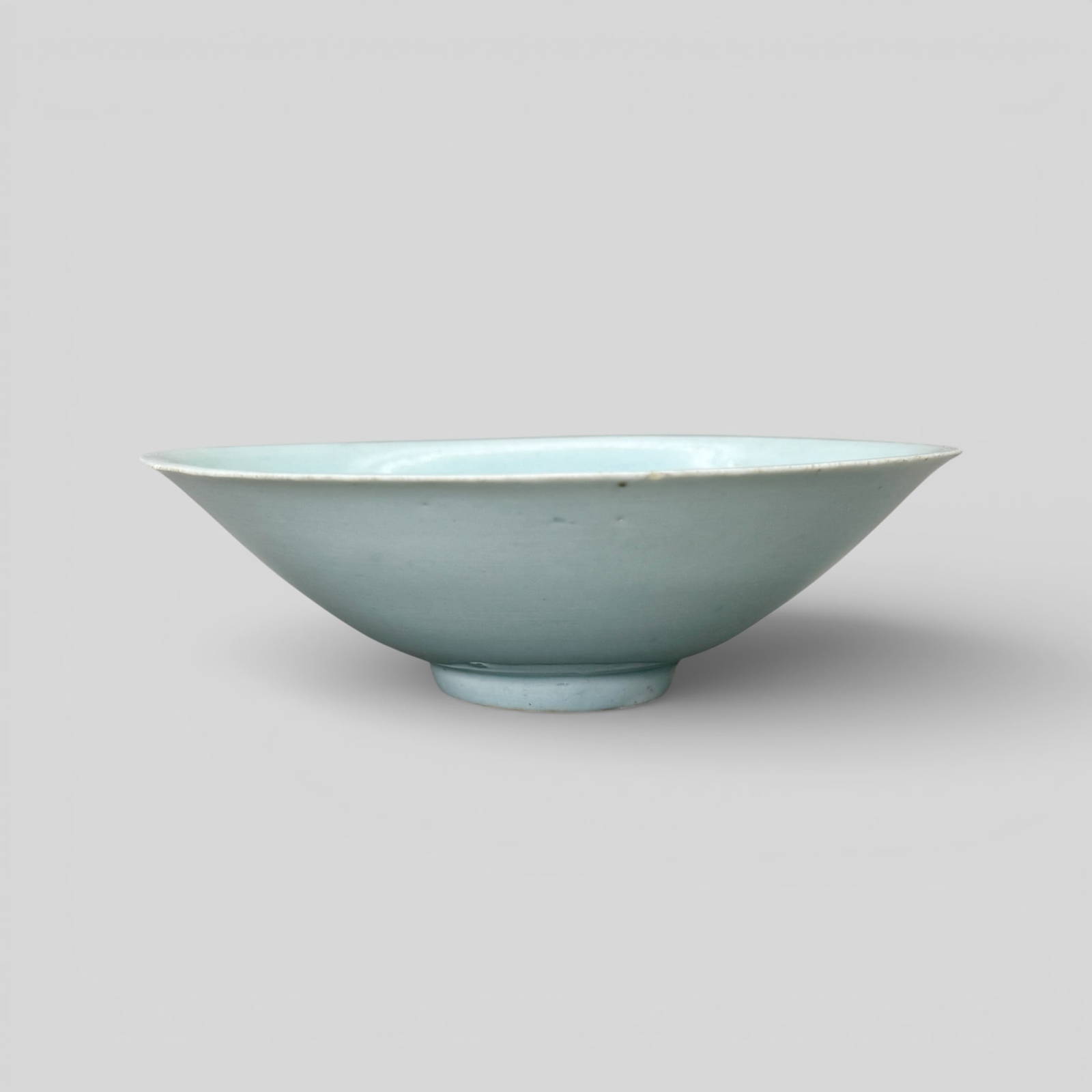 An Incised Qingbai Bird Bowl