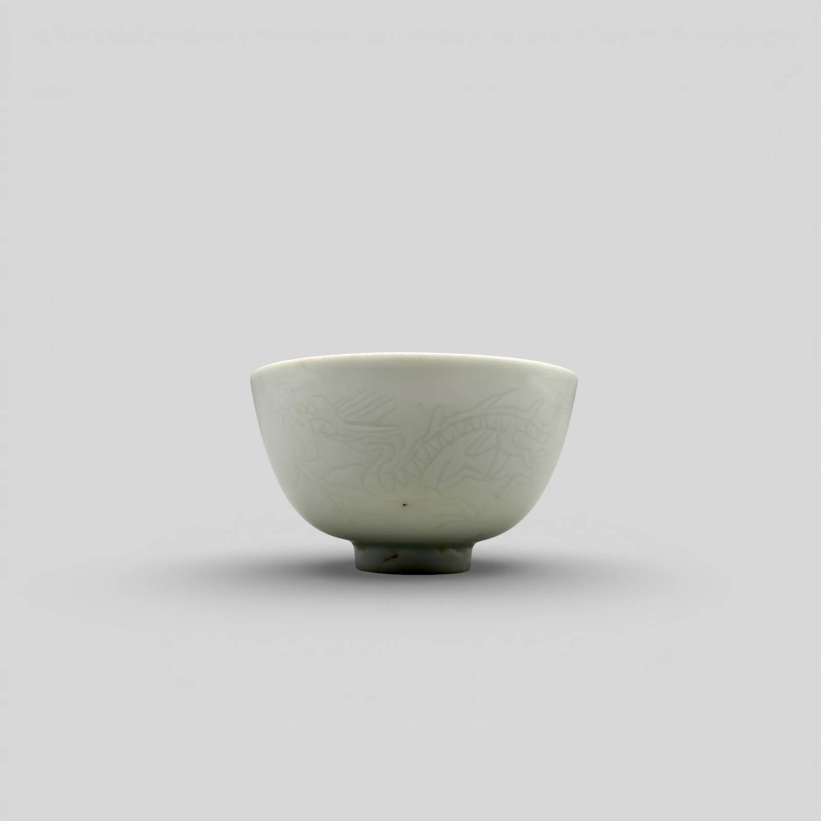 An Incised Dragon Decorated Qingbai Bowl