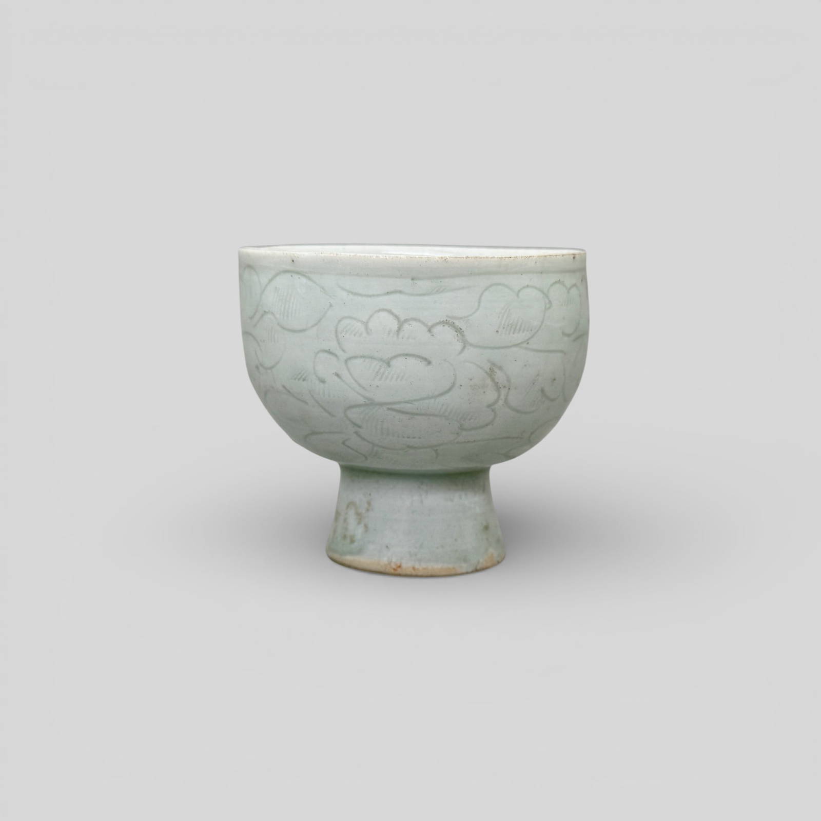 A Qingbai Incised Pedestal Cup