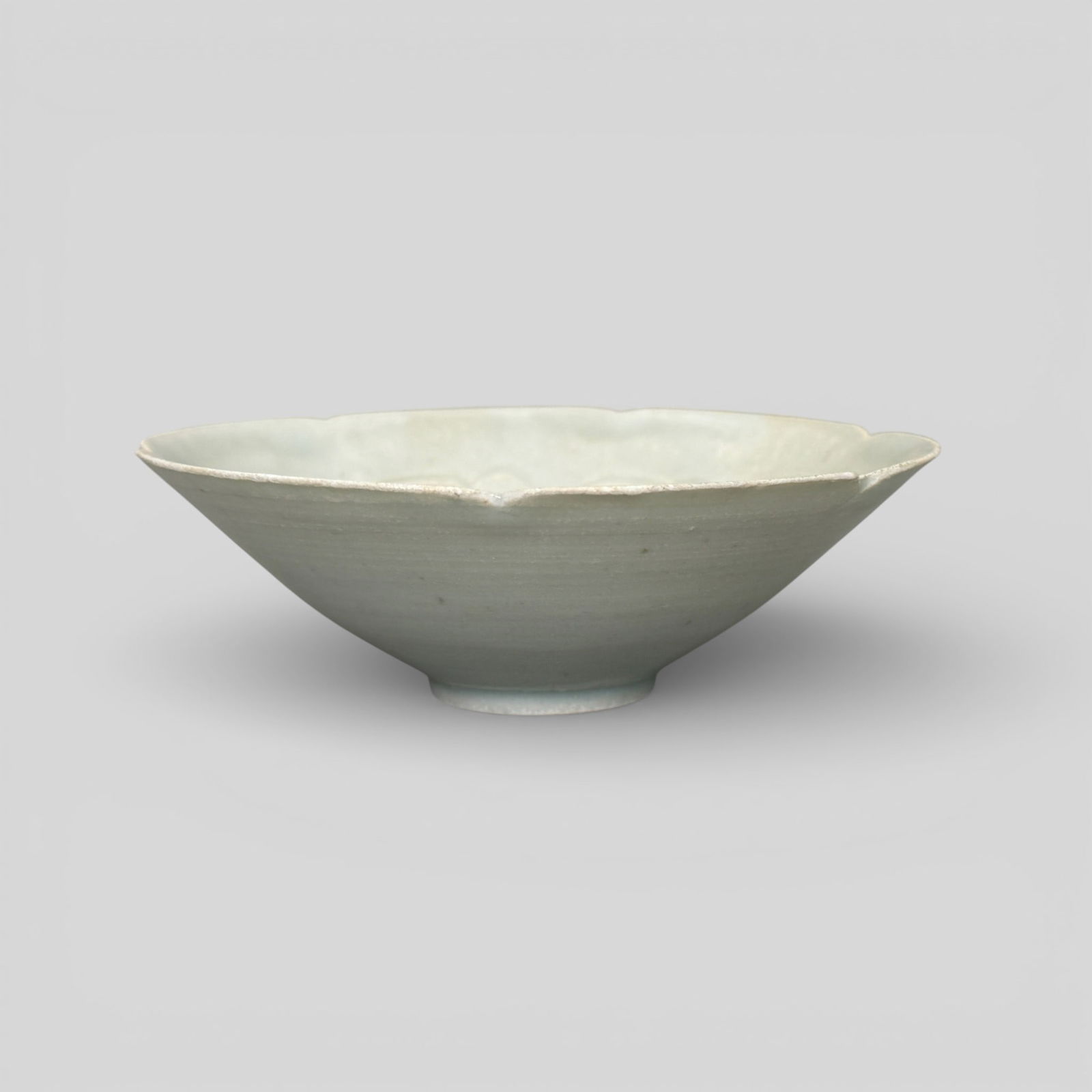 A Qingbai Incised Flower Bowl (1 of 9)
