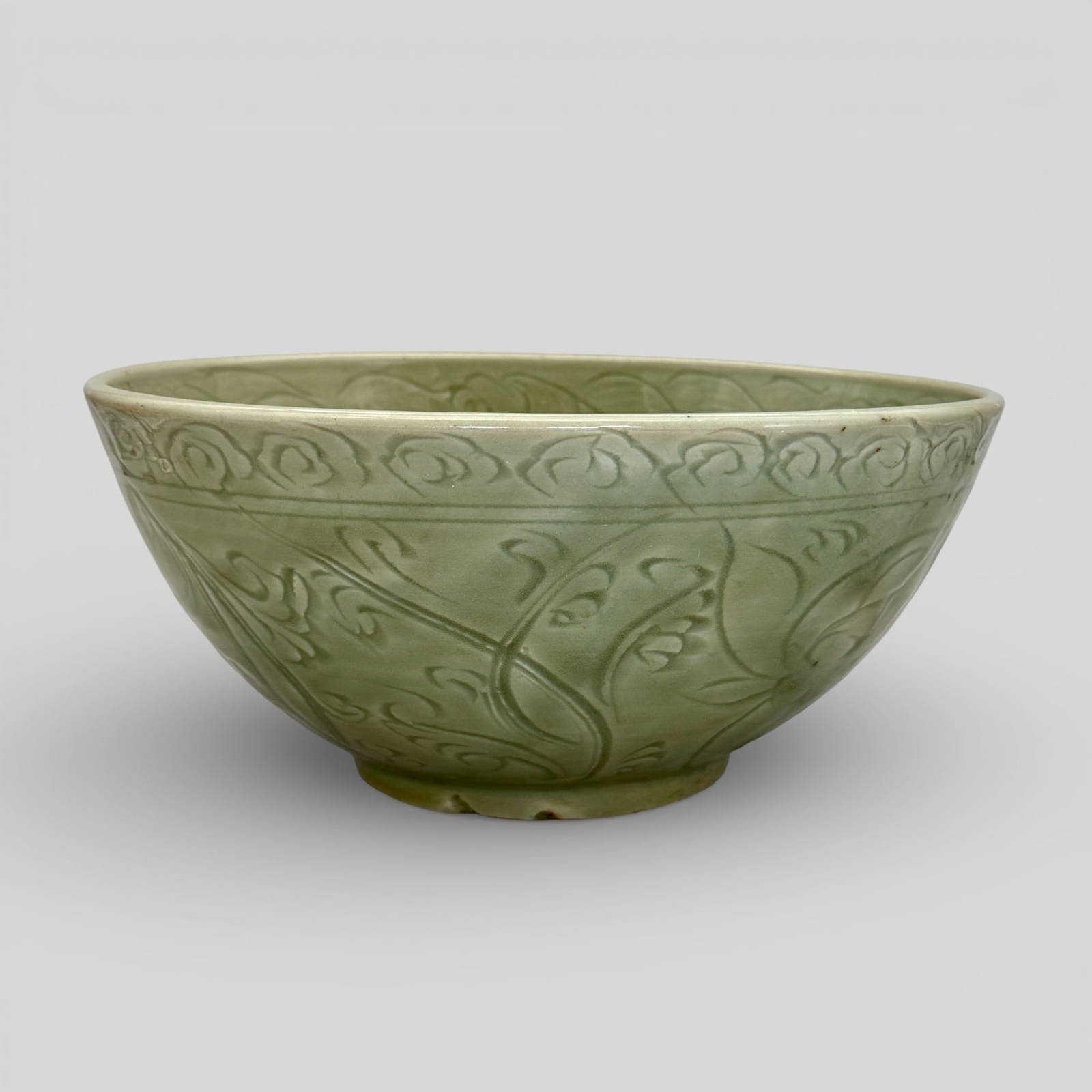 Large Longquan Celadon Carved Bowl