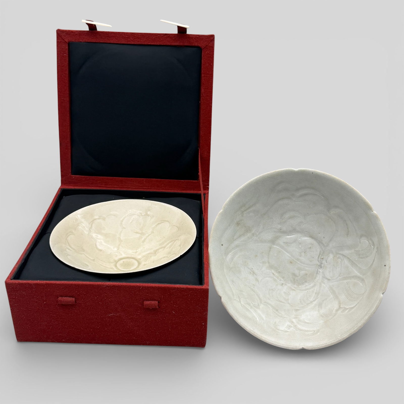 Pair of Celadon "Cloud" Bowls (1 of 14)