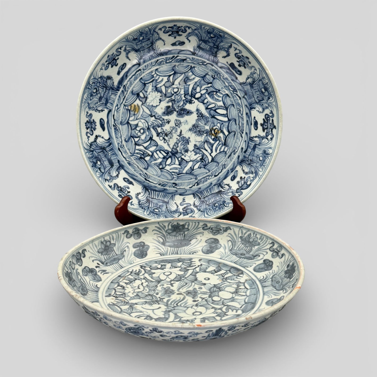 Pair of Ming Blue and White Chargers (1 of 12)
