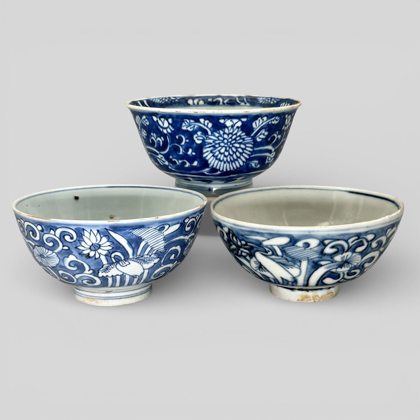 Three Underglaze Blue Ming Bowls (1 of 14)