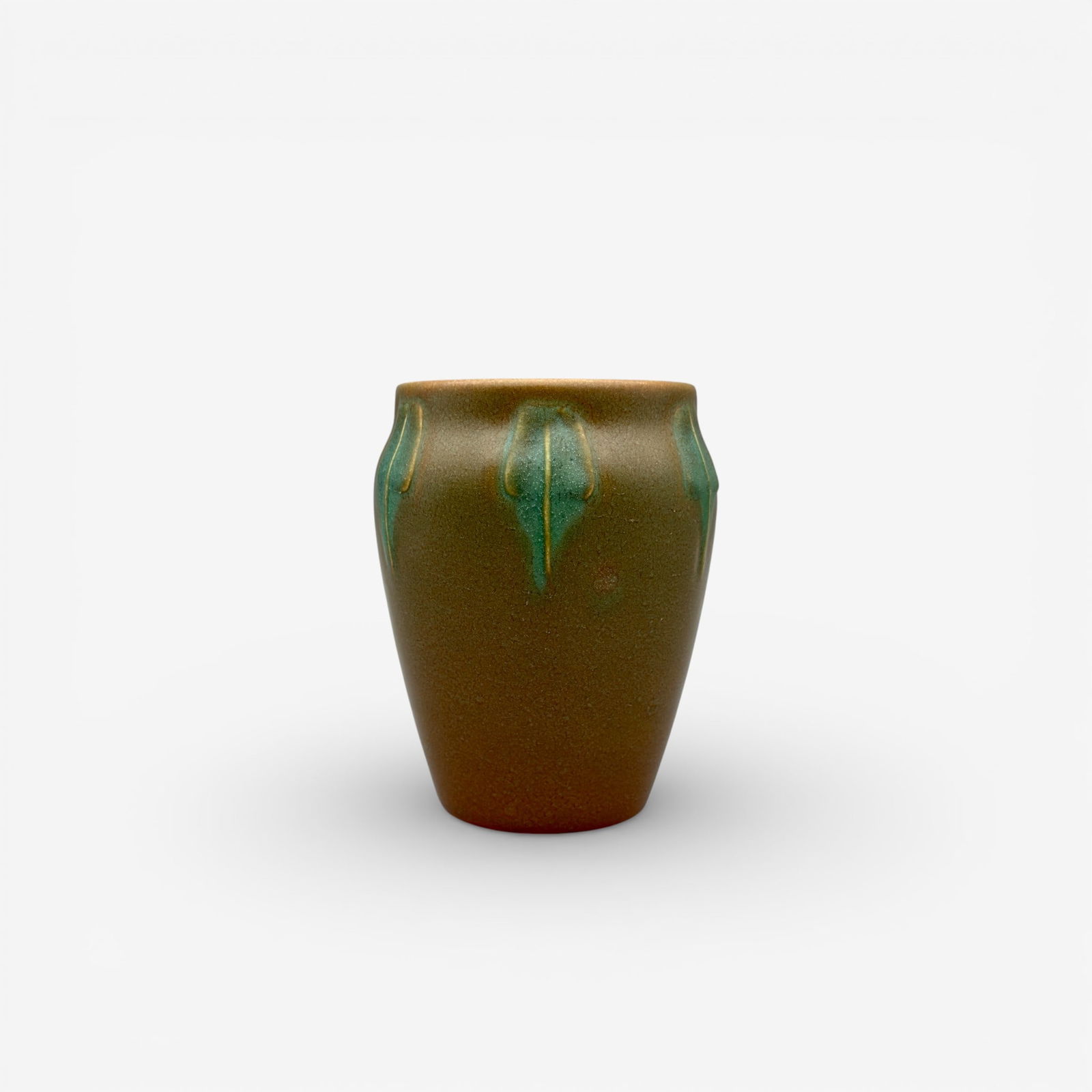 Carved Mat vase, stylized leaves, Hentschel, 1910. (1 of 6)