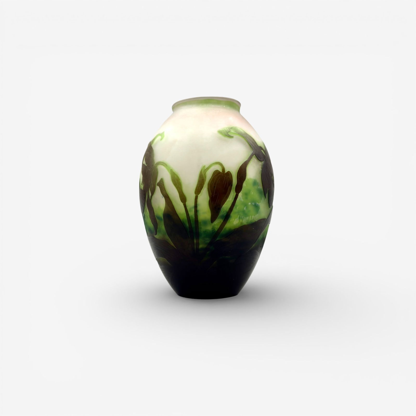 Galle cameo vase, Orchids (1 of 5)