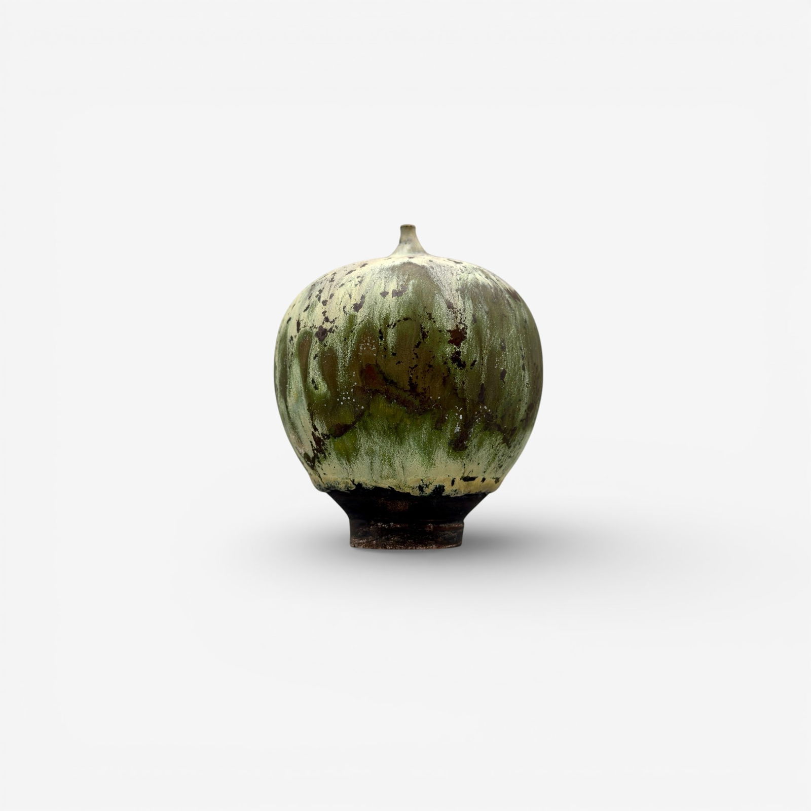 Rose and Erni Cabat "Feelie." mottled green (1 of 6)