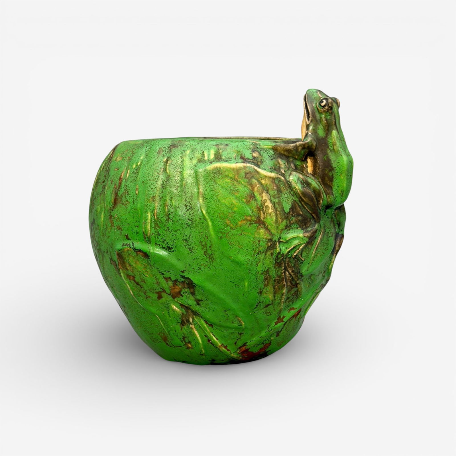 Weller Coppertone vase with frog and fish (1 of 6)