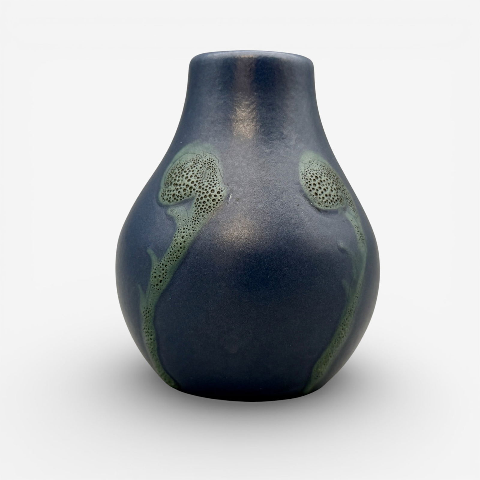 Rookwood Painted Mat, ferns, Daly: Rookwood Painted Mat vase with fiddle head ferns done in 1901 by Matt Daly. Shape 120 EZ. Painted signature.