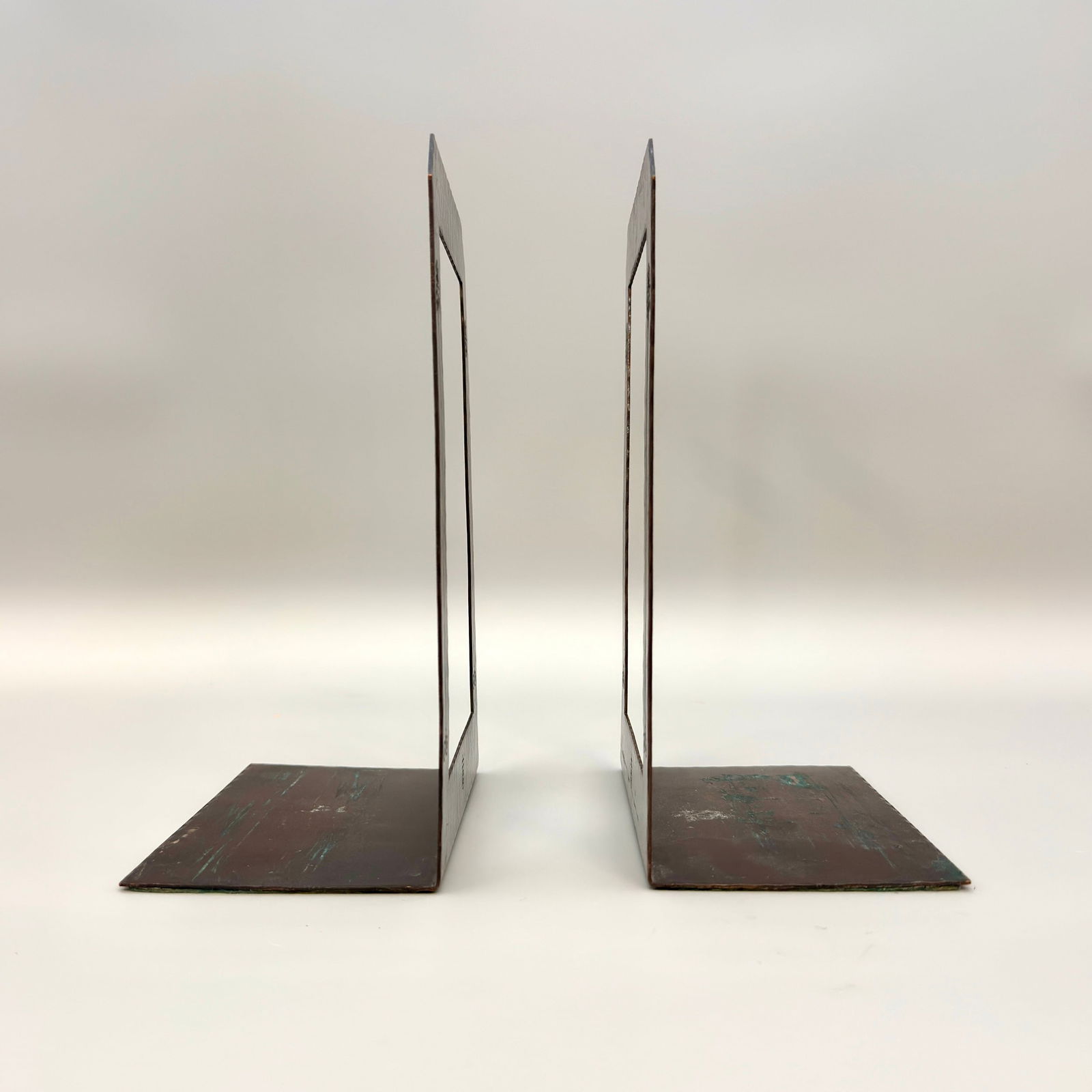 Roycroft hammered open face bookends, Signed - 4