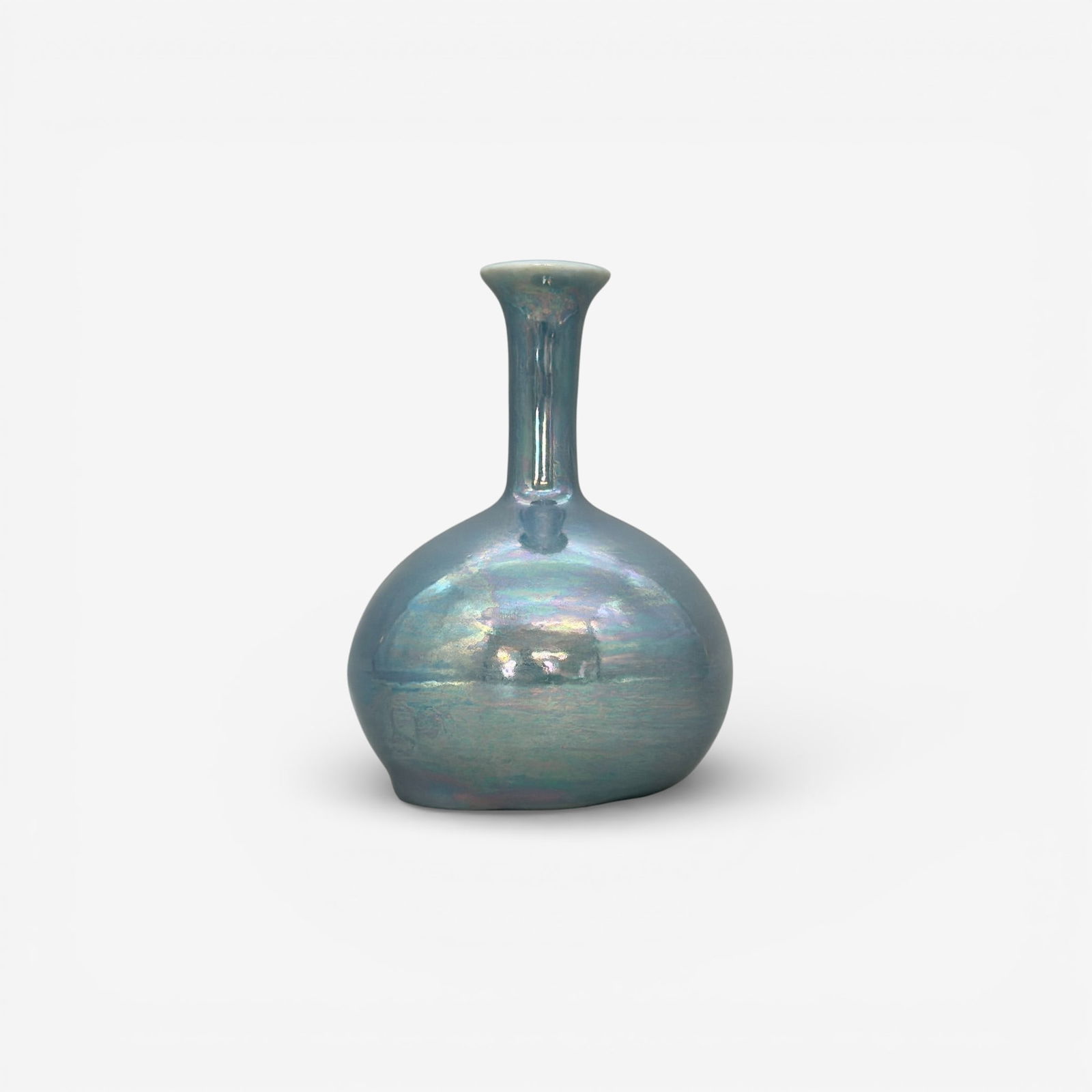 Rookwood Nacreous glaze vase in blue (1 of 4)