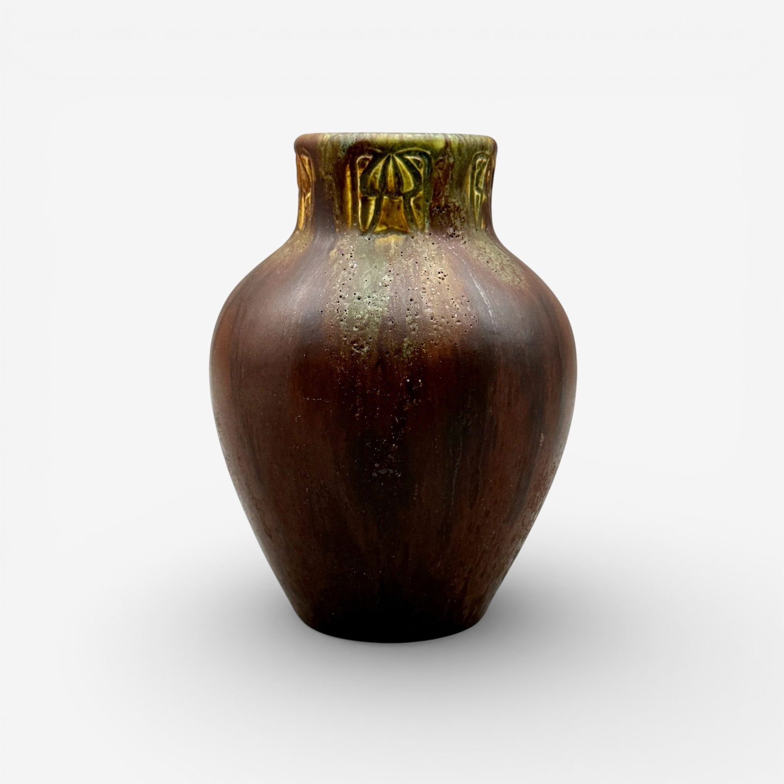 Rookwood Ombroso vase with some carving, Hentschel, 1914. (1 of 11)