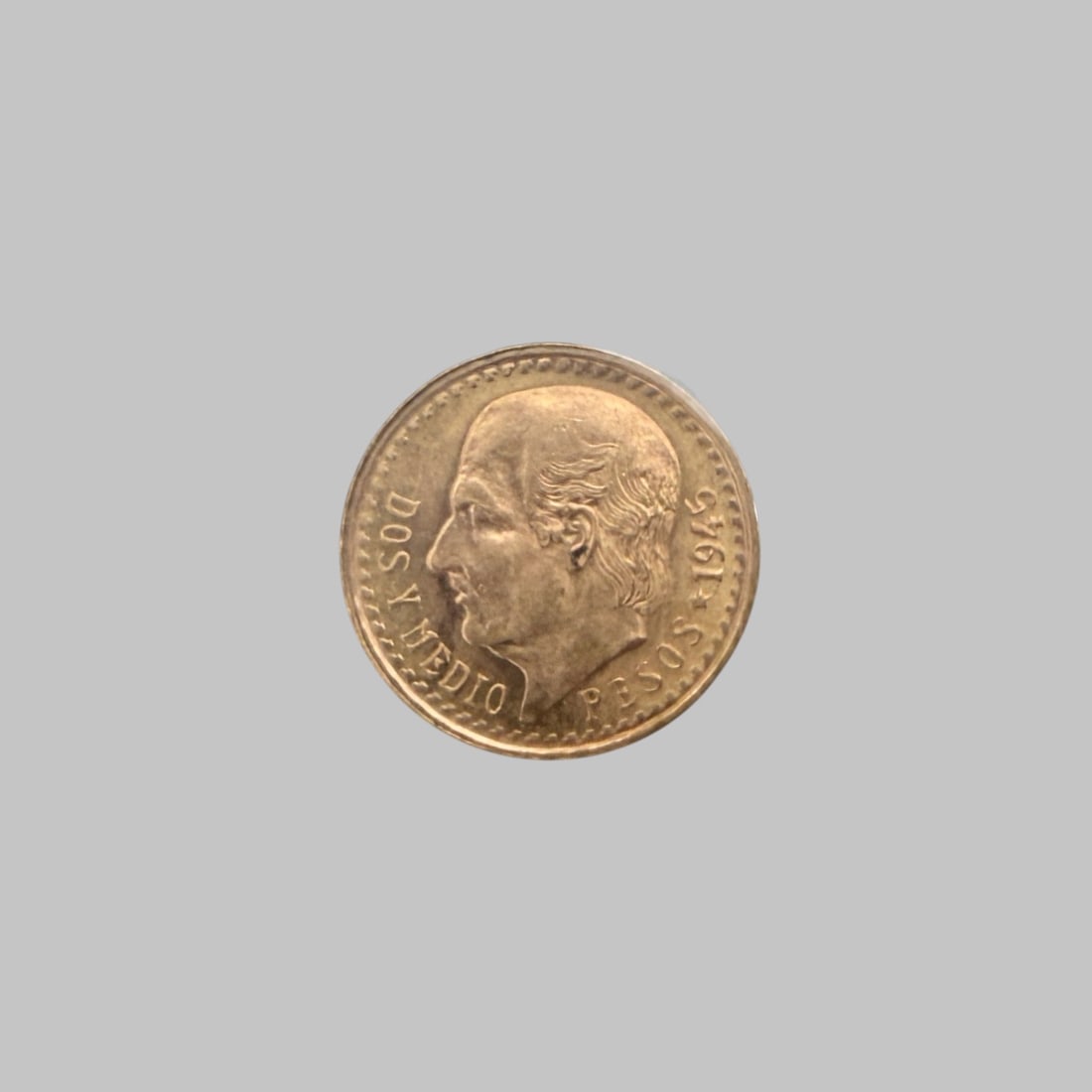 Mexico 2½ Peso Gold: Dated 1945. Condition Fine.
