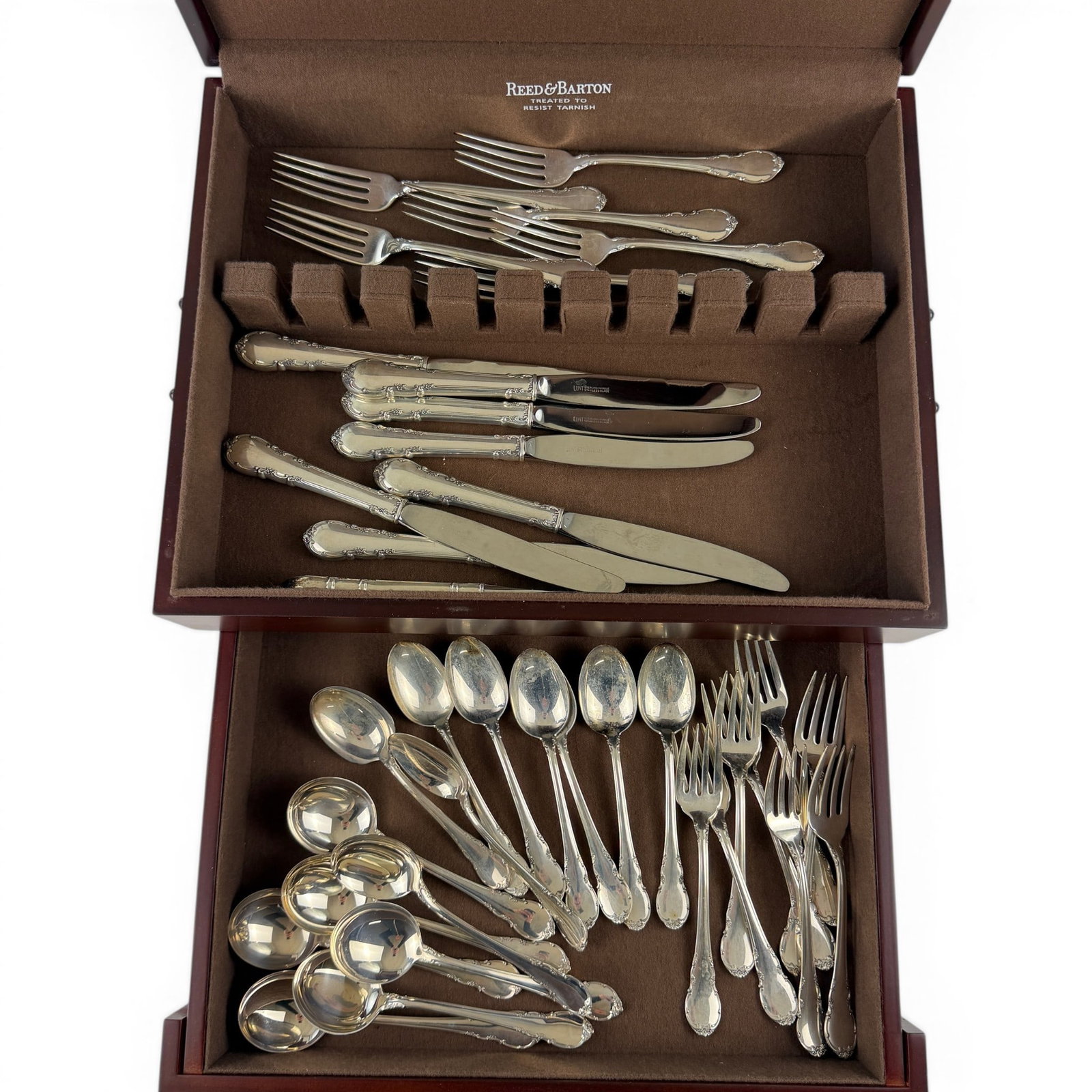 Lunt Sterling Flatware Set (1 of 5)