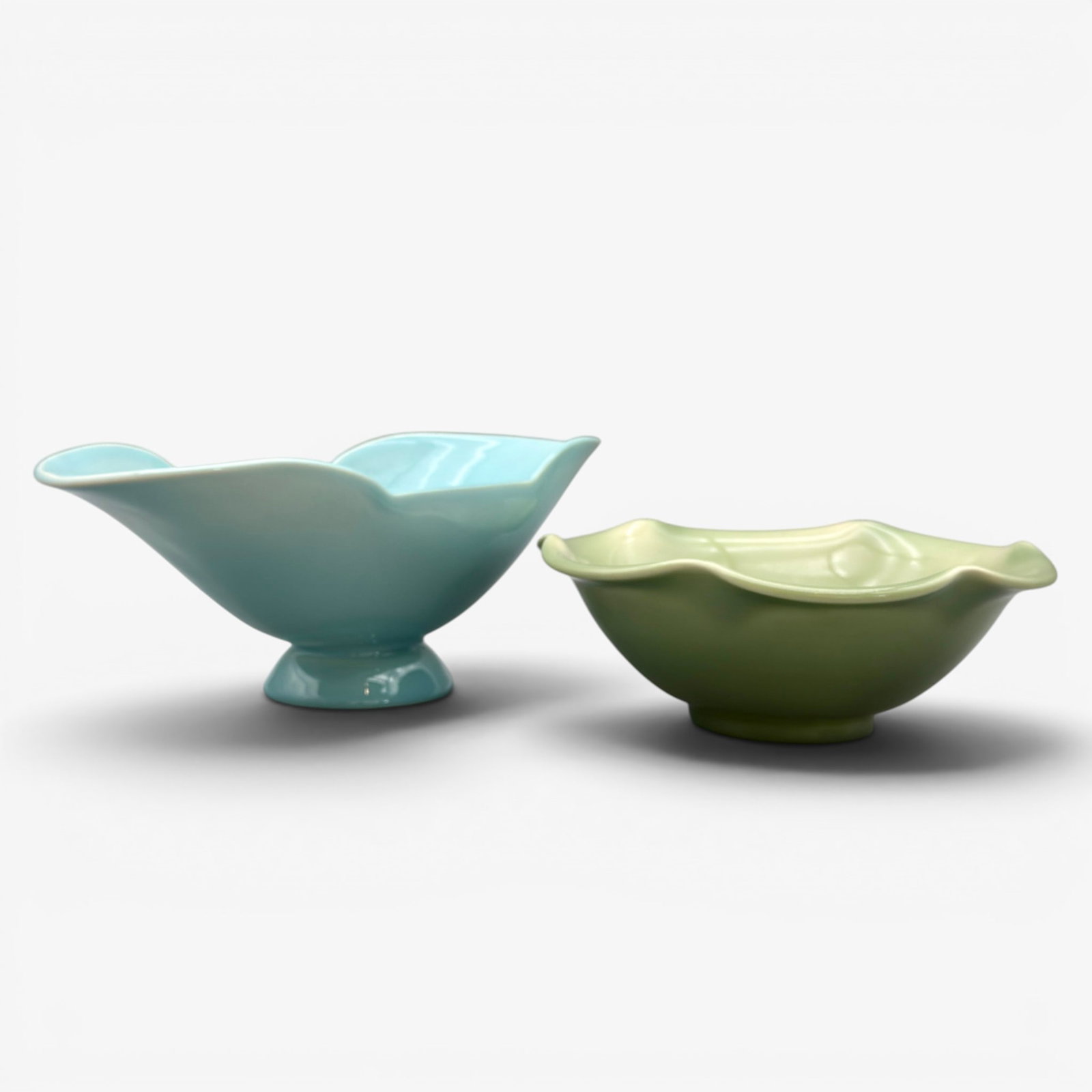 Two Rookwood production bowls. (1 of 4)