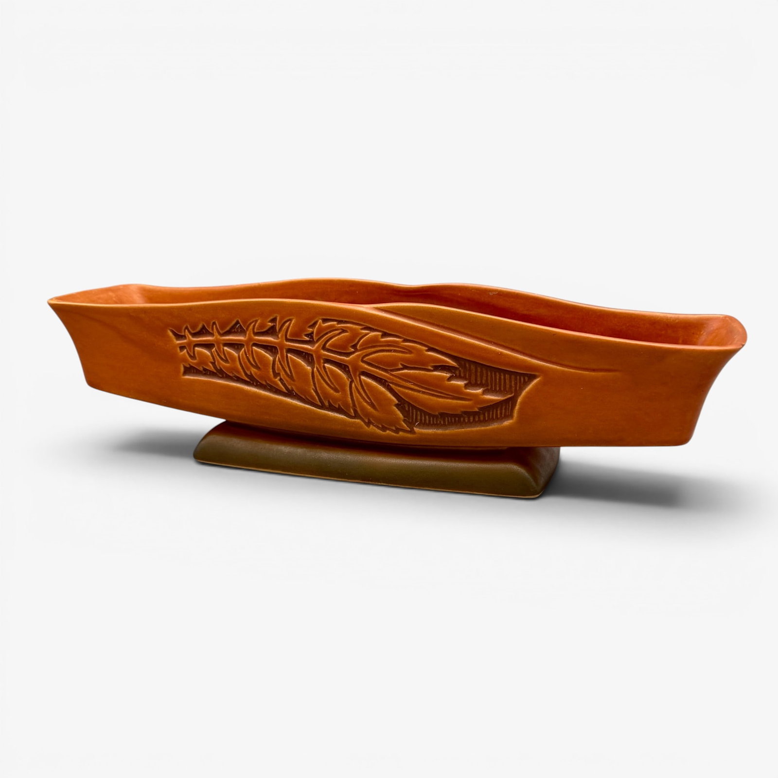 Roseville Silhouette tray 731-14. (1 of 5)