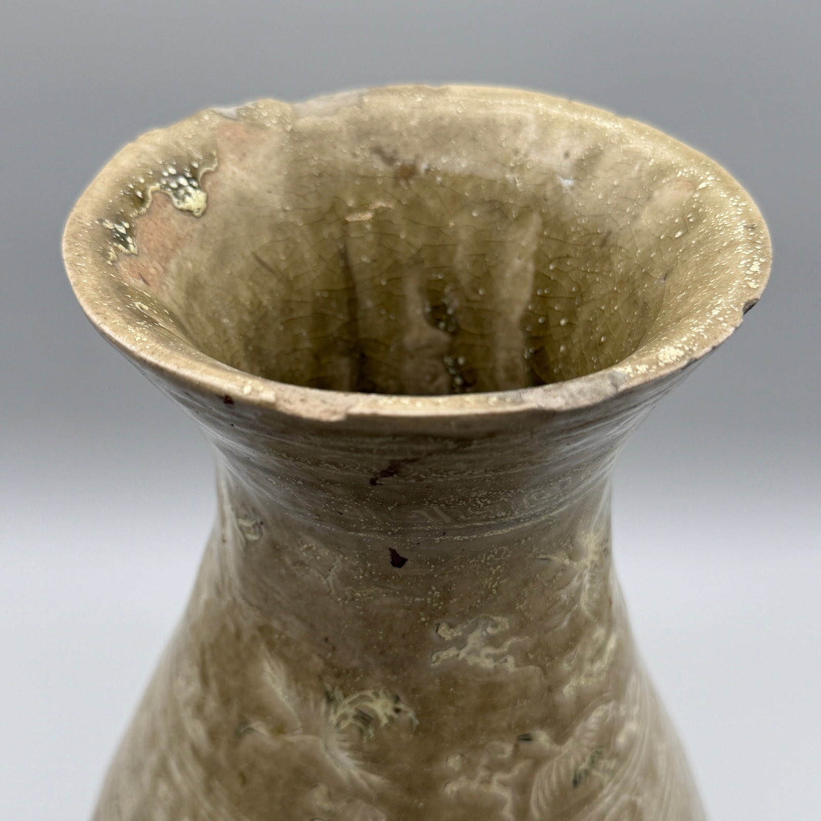 Early Korean Celadon Vase - 6