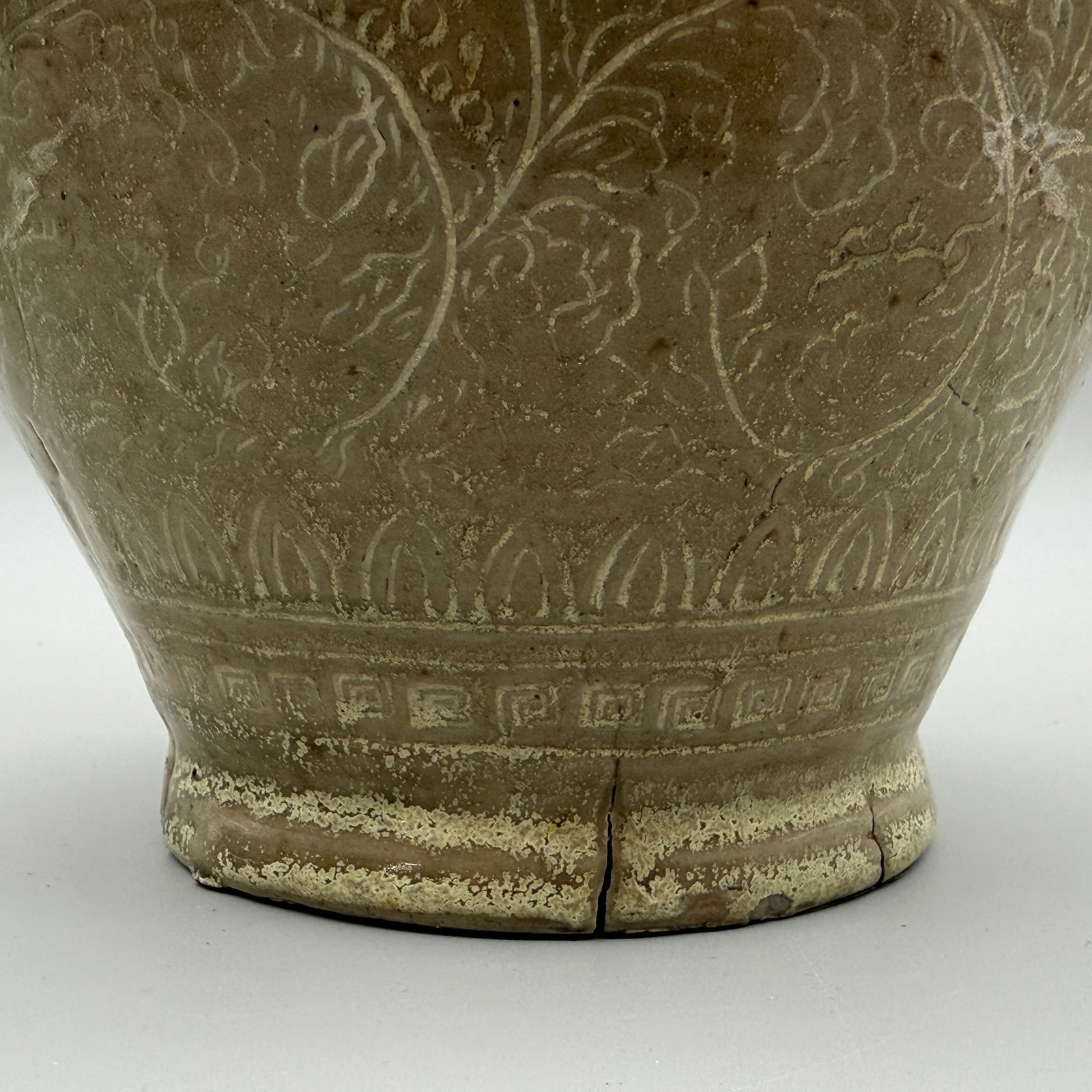 Early Korean Celadon Vase - 8
