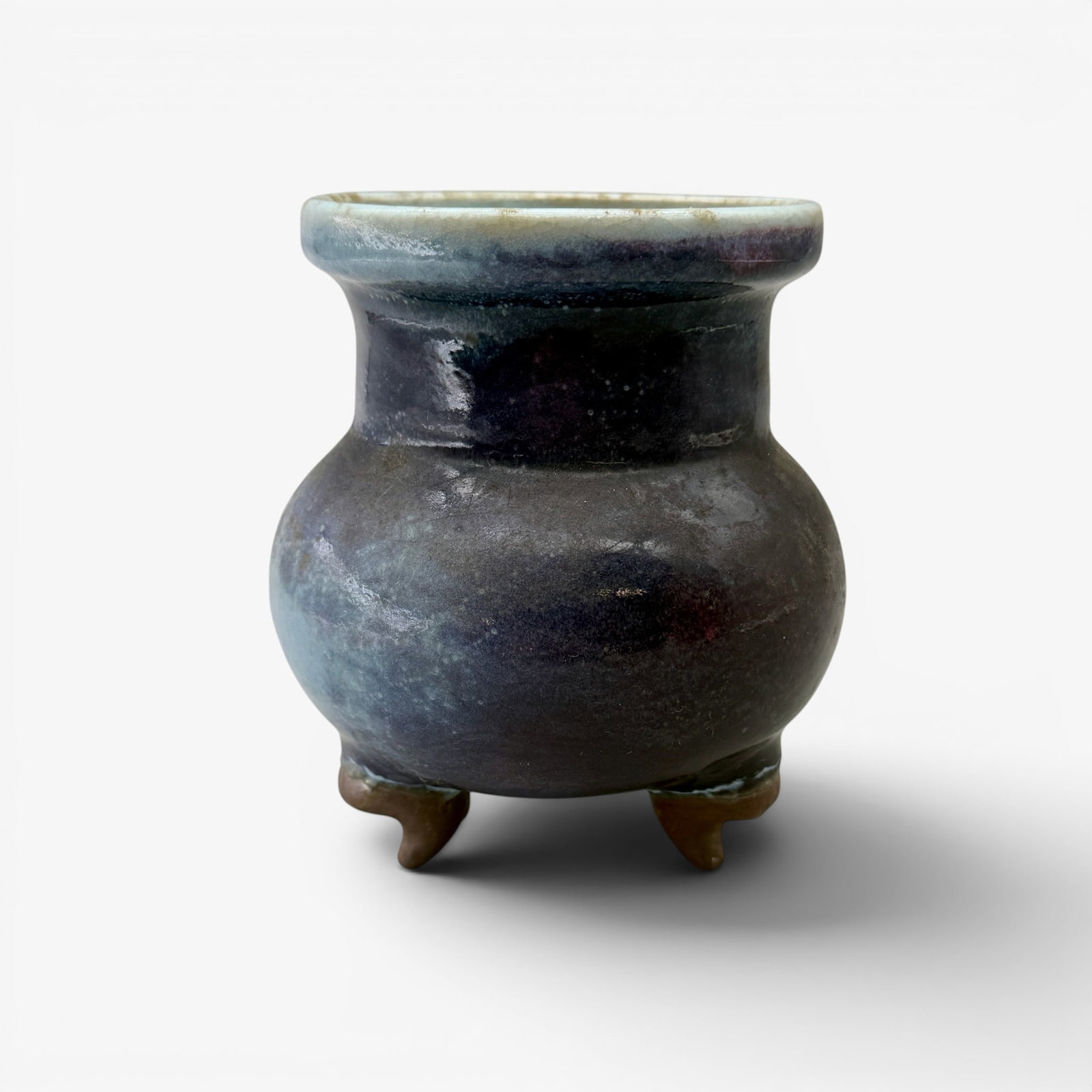 Chinese Purple Splashed Tripod Vessel - 2