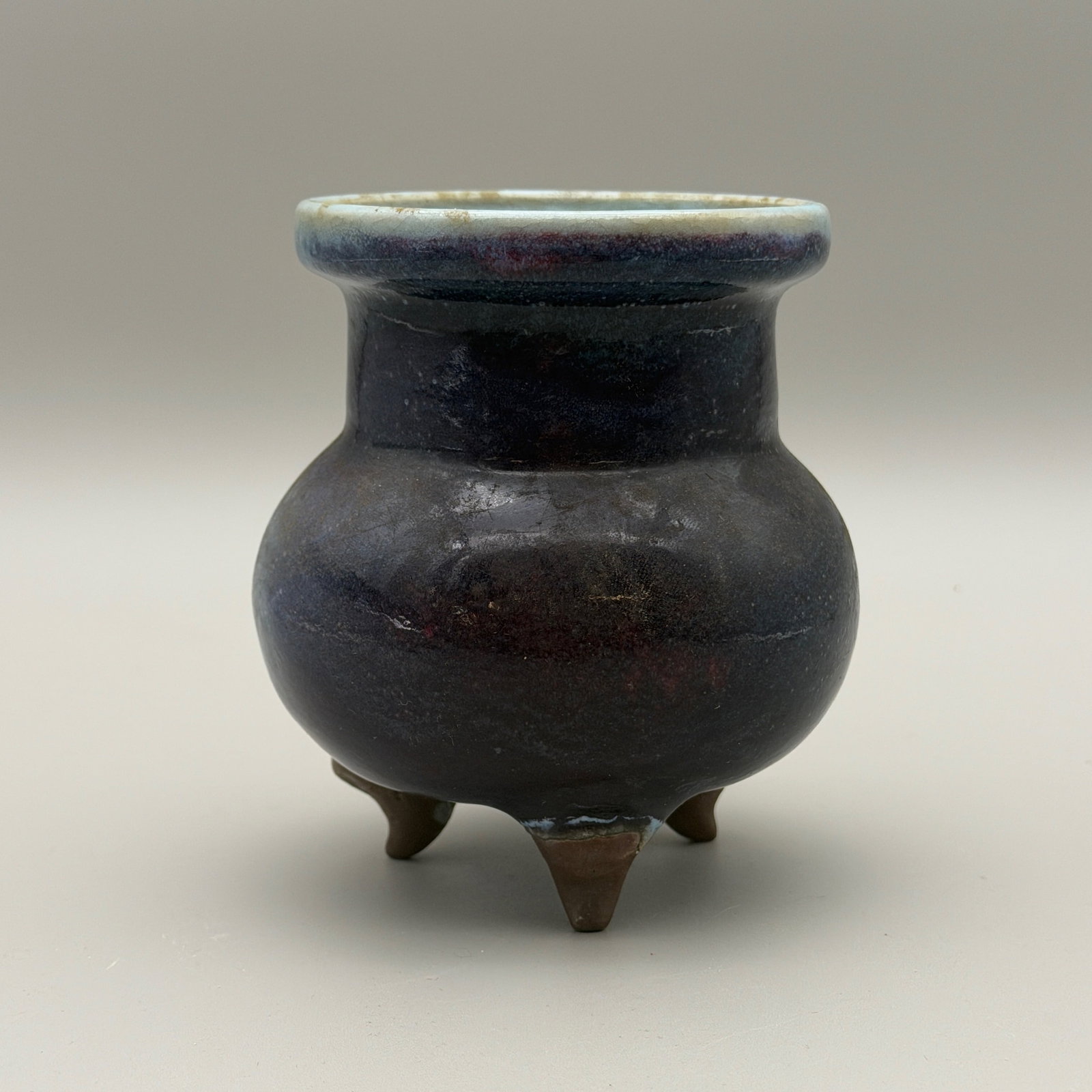 Chinese Purple Splashed Tripod Vessel - 5