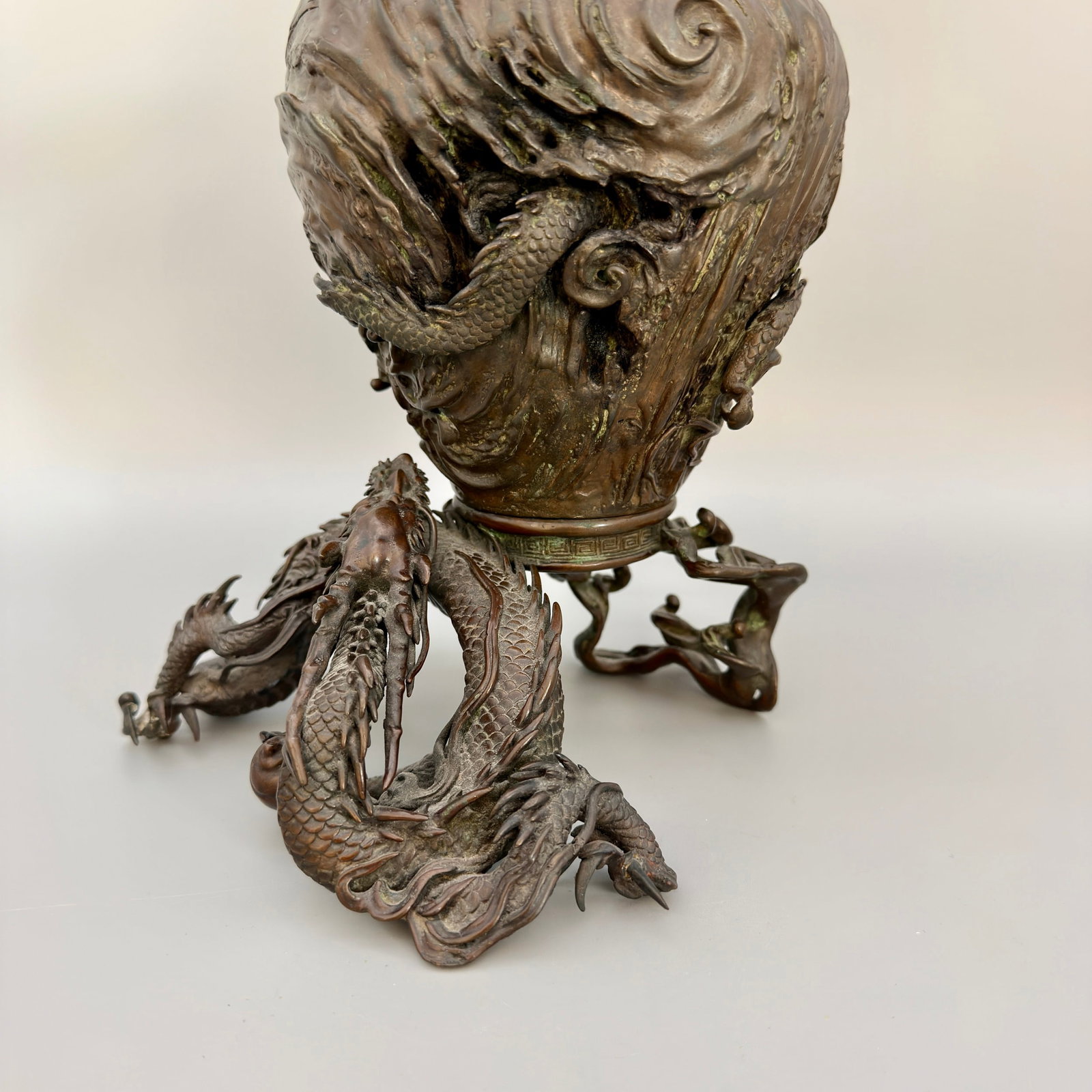 Japanese bronze two piece "Dragon" censor - 5