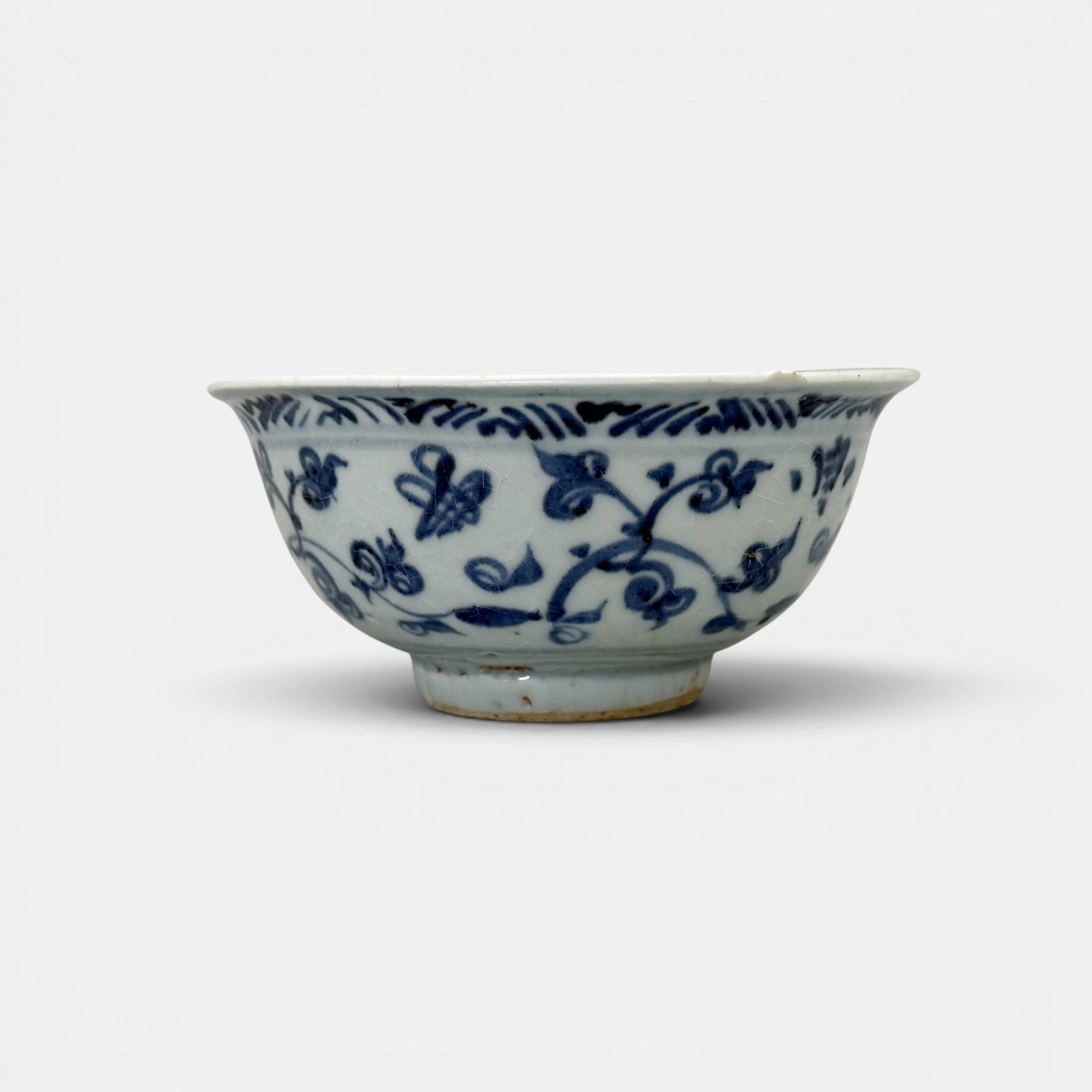 Ming Blue and White Bowl: Ming dynasty, blue underglaze decorated bowl, heavily decorated to the interior with echoed design and repeating characters. Ht. 2.5", diameter 5.75".