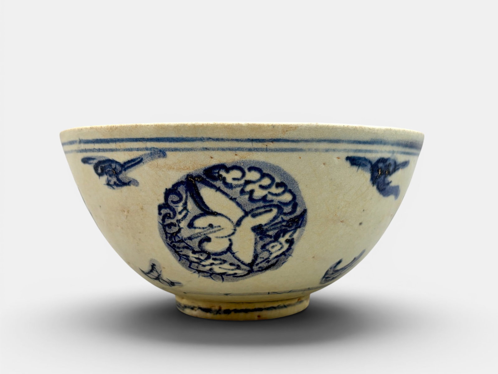 Ming Blue and White Bowl: Ming dynasty, with alternating bird/floral motif decoration in the roung. Floral to interior. Diameter: 6"