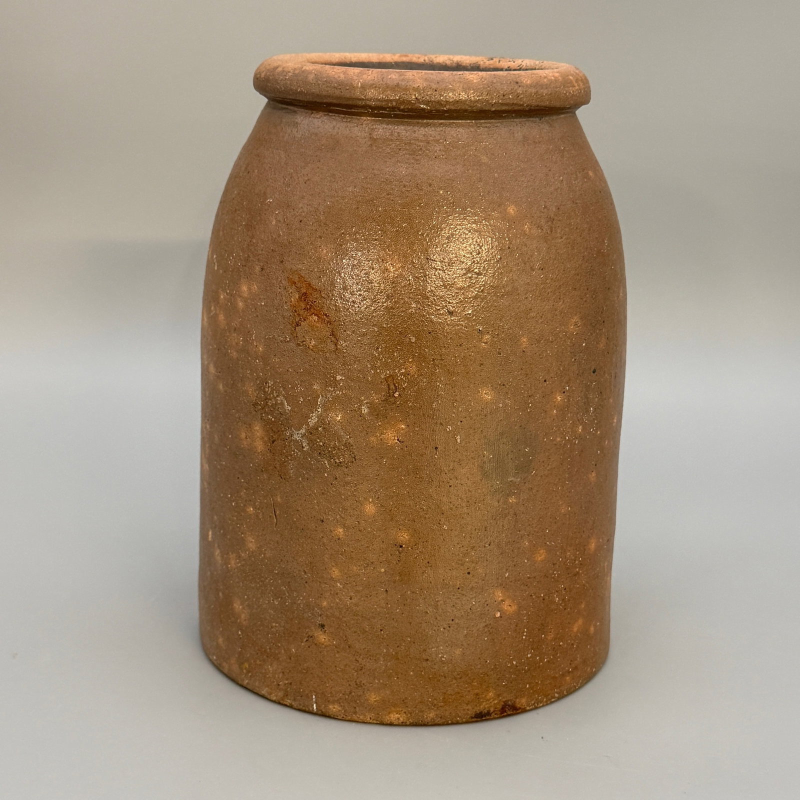 Storage jar impressed "From Jas. Benjamin Cin.O. - 4