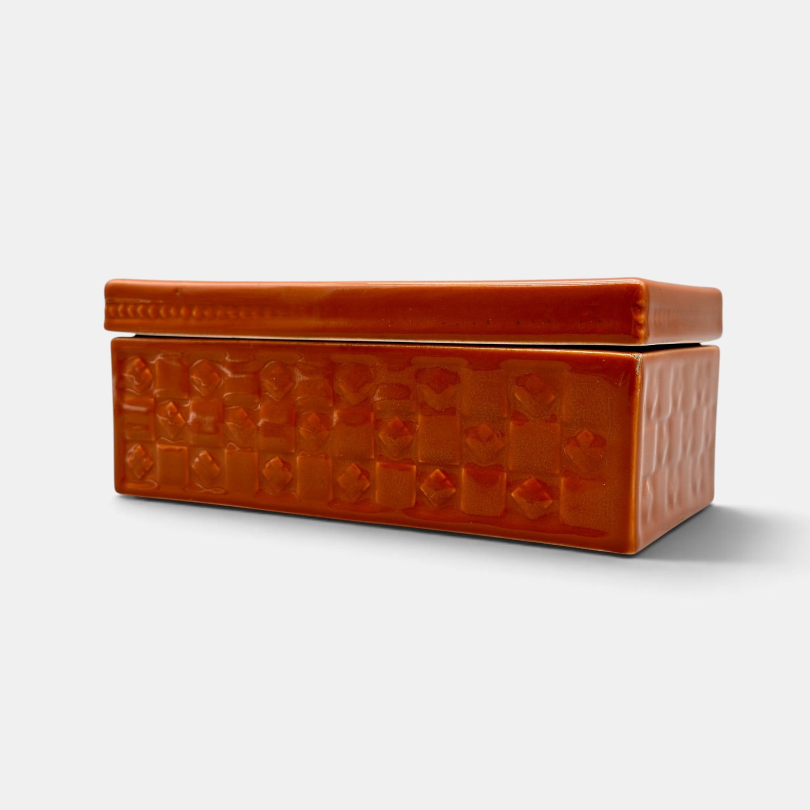 Rookwood lidded box, 1923 (1 of 4)
