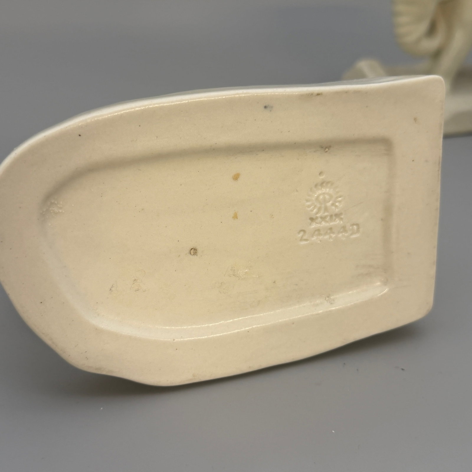 Five Rookwood production items - 10
