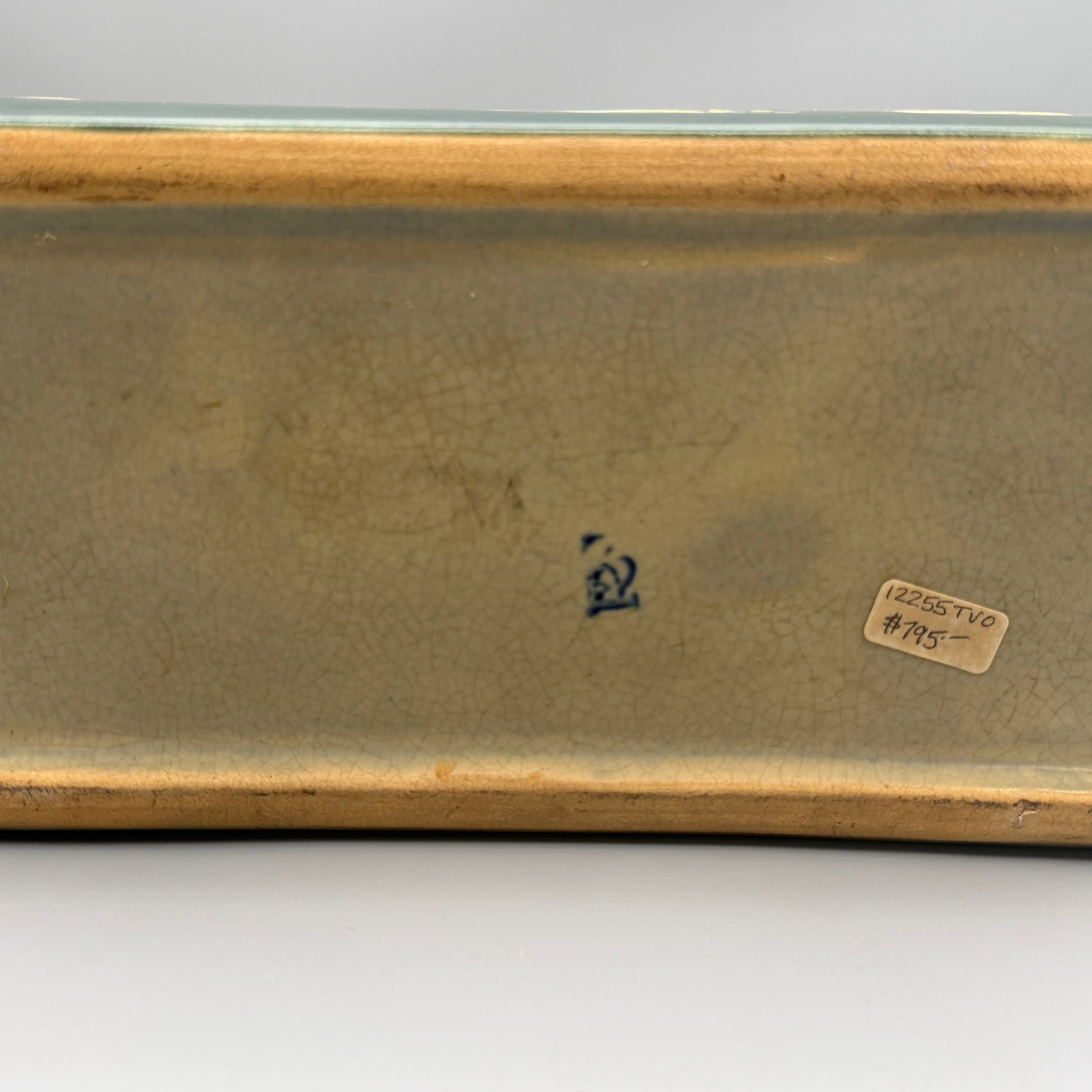 Roseville Rosecraft Panel planter - 6