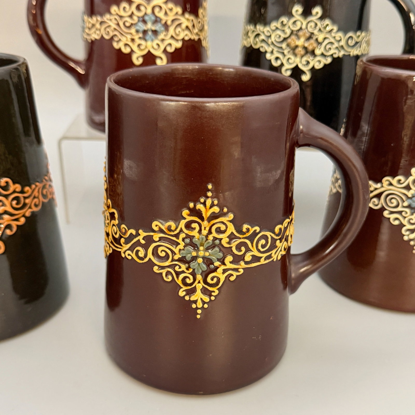 Five Weller Turada mugs - 3
